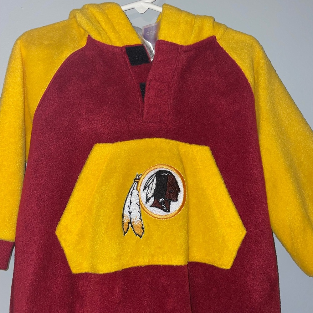 🪶Kids Adidas Washington Redskins Burgundy and Yellow One Piece Fleece - Picture 2 of 7